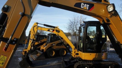 Caterpillar отчете по-лош резултат заради счетоводна машинация