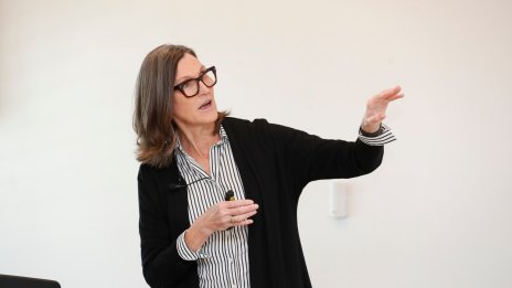 Tesla е напът да си върне първото място в инвестиционния фонд на Кати Ууд