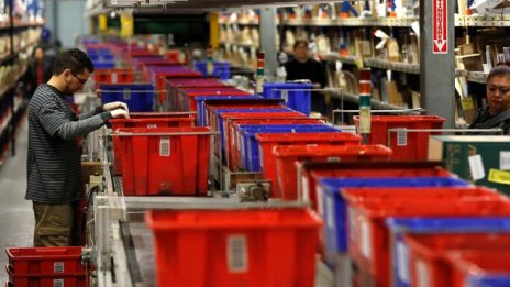 Продажбите от Кибер понеделника достигат рекордните 9,2 млрд. долара в САЩ