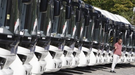 Автобусни превозвачи искат освобождаване от тол таксите