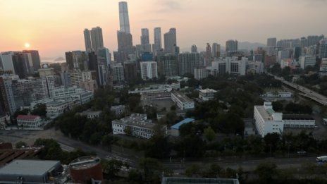 И през ноември Хонконг не очаква ръст в броя на туристите и продажбите на дребно