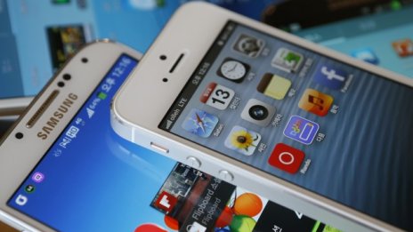 Apple и Samsung в нов етап от патентната война