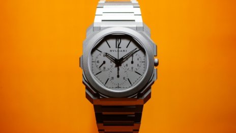 Производителите на луксозни часовници се опитват да възродят търсенето