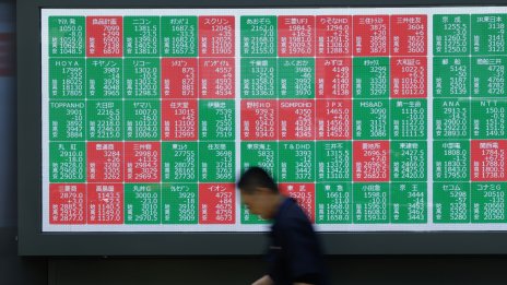 Акциите на Hitachi скочиха с над 9% след обявяването на партньорство с OpenAI