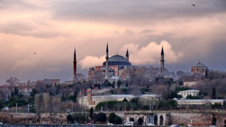 При излизане от Турция чужди граждани ще плащат задължително глобите си на ГКПП