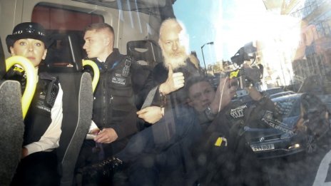 Журналистика или не? Сложният статут на Wikileaks