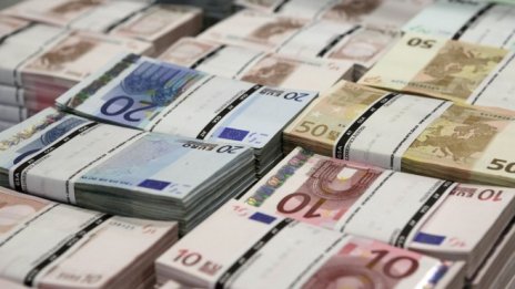 Руските Сбербанк и ВТБ рискуват да загубят 1,4 млрд. евро в Хърватия