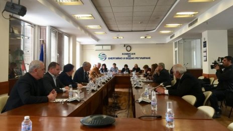 Петима са номинирани за нови членове на КЕВР