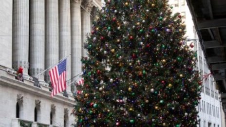 Предпразнично S&P 500 се извиси до нов рекорден връх