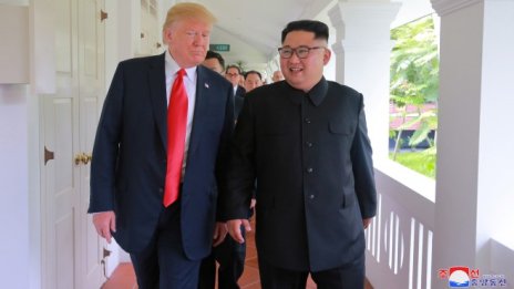 Загуби ли се Тръмп в лабиринта на преговорите със Северна Корея? 