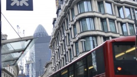 Британските банки трябва да наберат 25 млрд. лири до края на годината