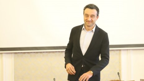 Д. Лорер: Над 4 млрд. лева са предвидени за помощи за ток и газ