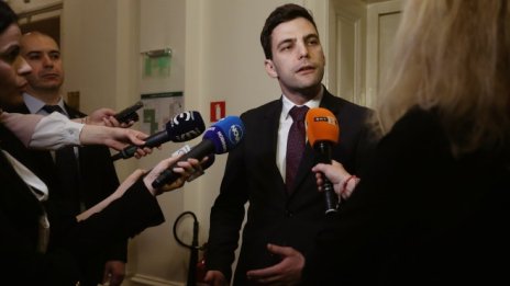 Никола Минчев: Изпращането на военна помощ на Украйна не е на дневен ред