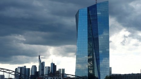 ЕЦБ запази лихвите без промяна и обяви край на програмата за обратни изкупувания