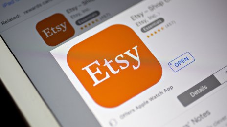 Стабилното търсене на чанти и подаръци помогна на Etsy да надмине очакванията