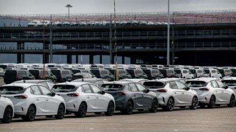 Stellantis се отказва от разработването на софтуер за подпомагане на водача от трето ниво