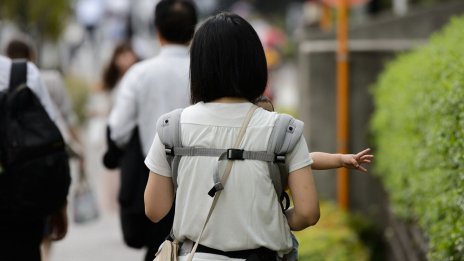 Сурогатното майчинство - индустрия за 14 млрд. долара