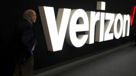 Verizon повиши прогнозата за годишната си печалба въпреки отлива на абонати