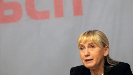 Прокуратурата проверява имоти край морето на семейството на Елена Йончева