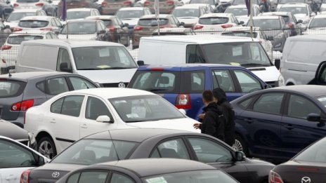 Пазарът в САЩ е пълен с опасни автомобили