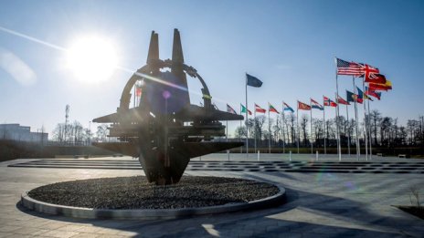 НАТО тренира за отпор на Русия с минимална подкрепа от САЩ