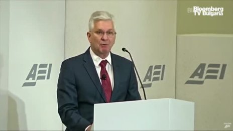 Уолър е уверен, че Федералният резерв се намира в добра позиция