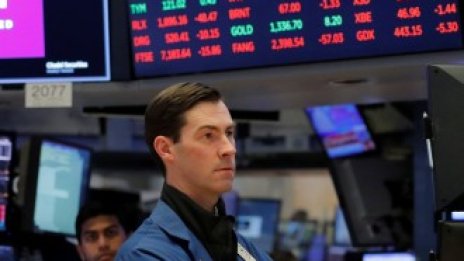 Страховете от търговска война потопиха Wall Street