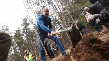 Румен Радев: Рано е да се говори у кого ще отиде третият мандат