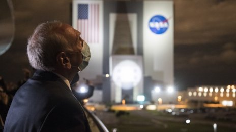 SpaceX успя с "Recycling Mission" до МКС