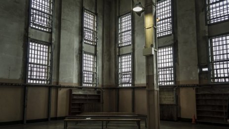 Служителите на затворите излизат на протест 