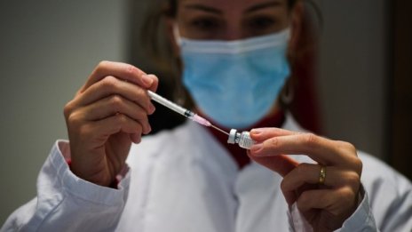 Ангелов: Можем да ваксинираме от 50 хил. до 100 хил. души на ден