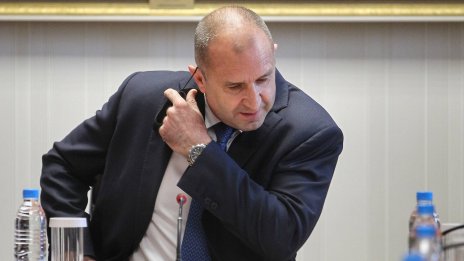 Румен Радев обсъди алтернативни петролни доставки с държавния секретар на САЩ