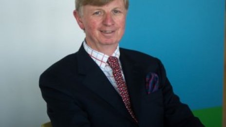 Дж. Едуардс: Презастрояването постави пазара на бизнес имоти в трудно положение