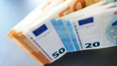 „Мяра“: Повече от половината българи подкрепят ръста на минималната заплата