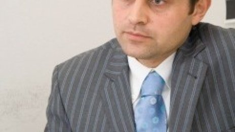  Д-р Кирил Величков