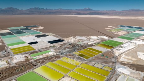 Китайската SQM си подсигури добива на литий в Чили за още три десетилетия