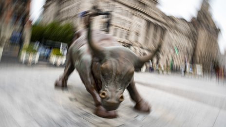 Wall Street приключи сесията с лек ръст в очакване на данни за пазара на труда