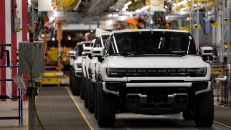 Преоборудването на автомобилните заводи в САЩ ще струва милиарди долари