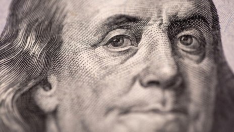 Доларът си остава валутният крал