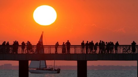 Нарушенията на трудовото законодателство  в летните курорти растат