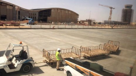 Как Оман разчита на китайските пари, за да преобрази пустинята