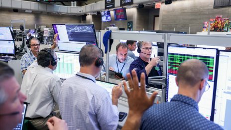 Nasdaq се насочва към седмичен спад заради производителите на чипове*