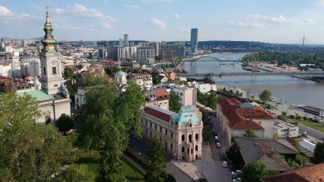 Китайските ракети и роботи намират топъл прием в Сърбия