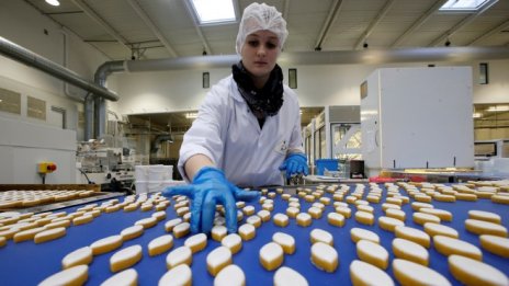 Индустриалното производство в еврозоната и в ЕС се свива през юни