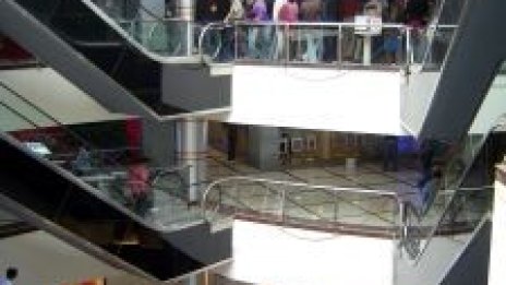 Очакват подобрен баланс при търсене и предлагане за първокласните молове в Европа