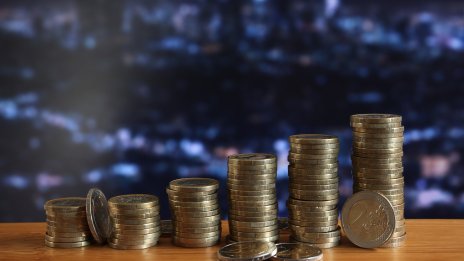 Спестяванията на домакинствата в еврозоната растат в края на 2023 г. 