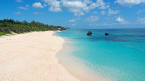 Екзотични дестинации привличат със специални програми работещите от разстояние