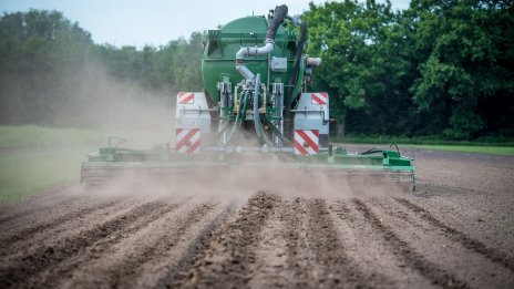 Съветът на ЕС е наложил нови мита върху селскостопански стоки и торове от Русия и Беларус