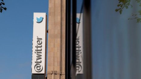 Twitter ще бори фалшивите новини с помощта на Ройтерс и AP 