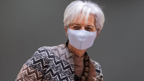 Лагард: Икономическото възстановяване на еврозоната се забави, но не дерайлира